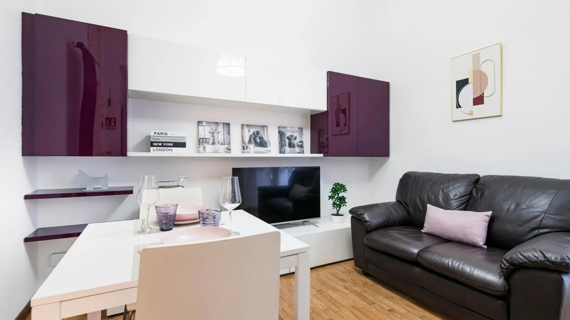 Easylife - Comfortable Apartment In Sant'Ambrogio Milão 0*,  Itália